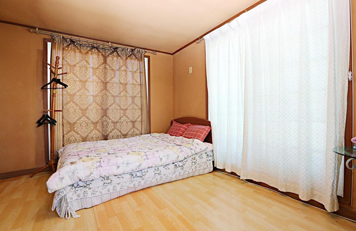 Taean Gaetyeowool Pension Room photo